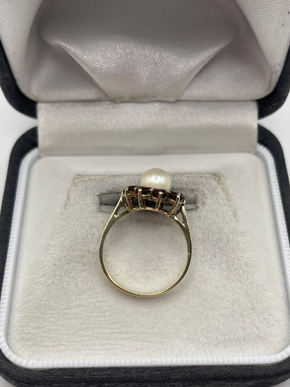 9ct gold garnet and pearl ring