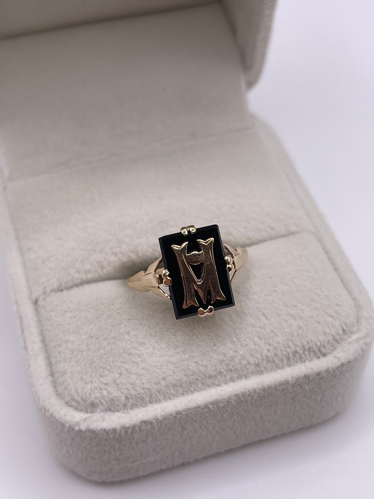 9ct gold onyx initial ring