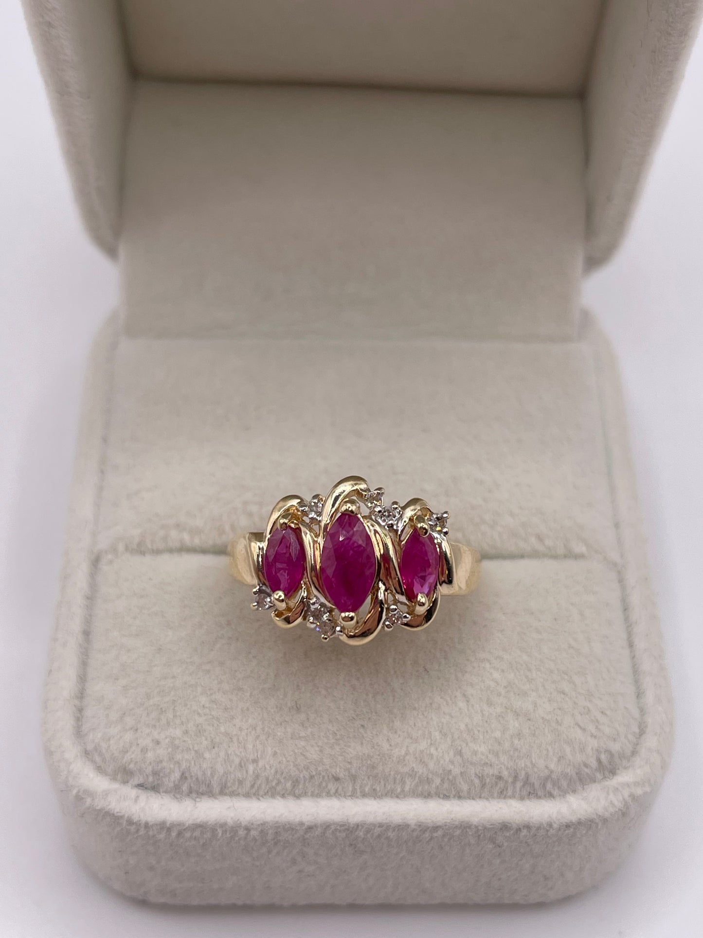 9ct gold ruby and diamond ring
