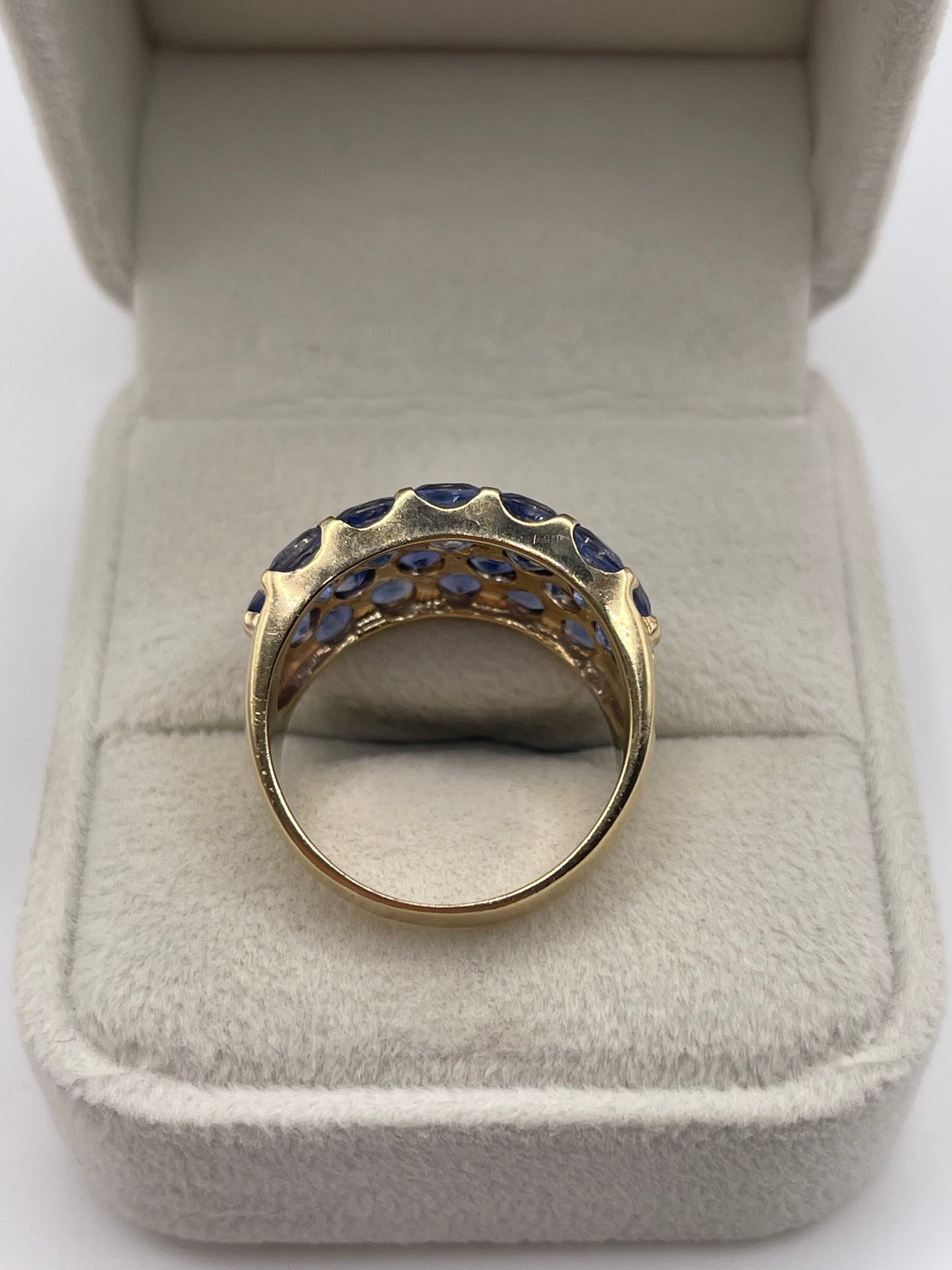 9ct gold sapphire cluster ring