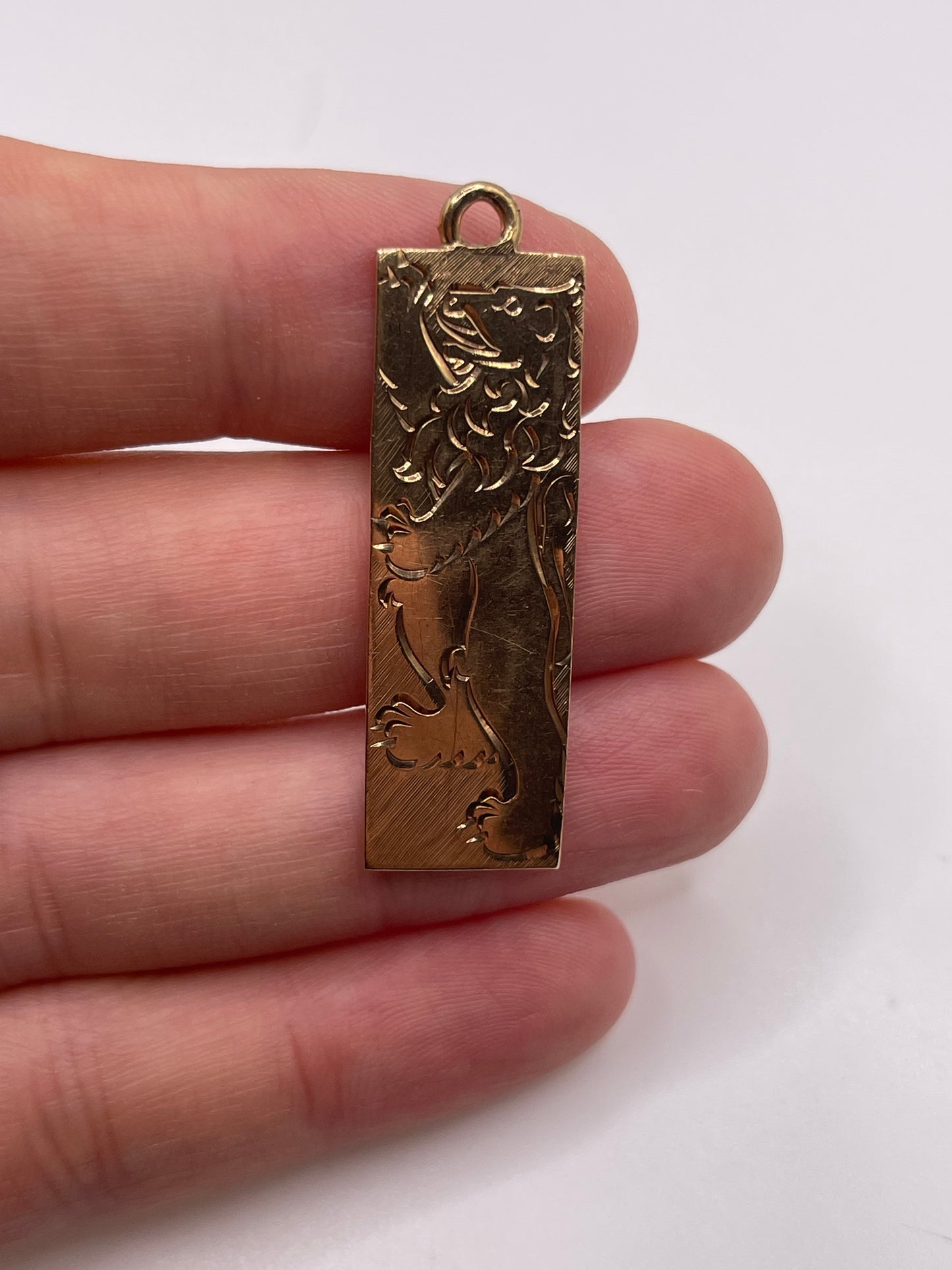 9ct gold ingot pendant