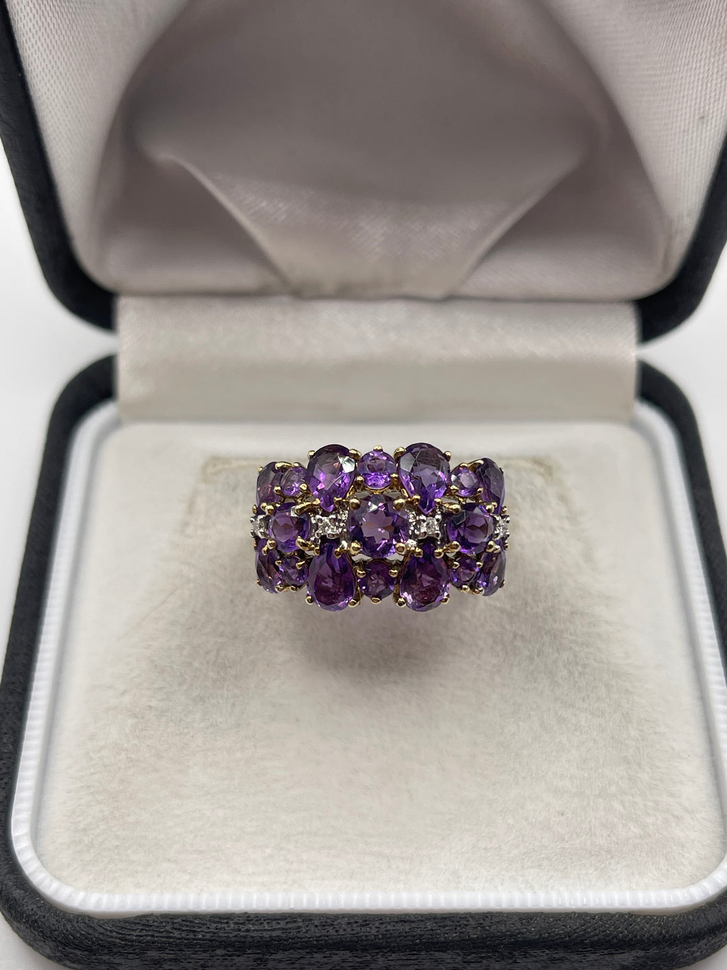 9ct gold amethyst and diamond cluster ring