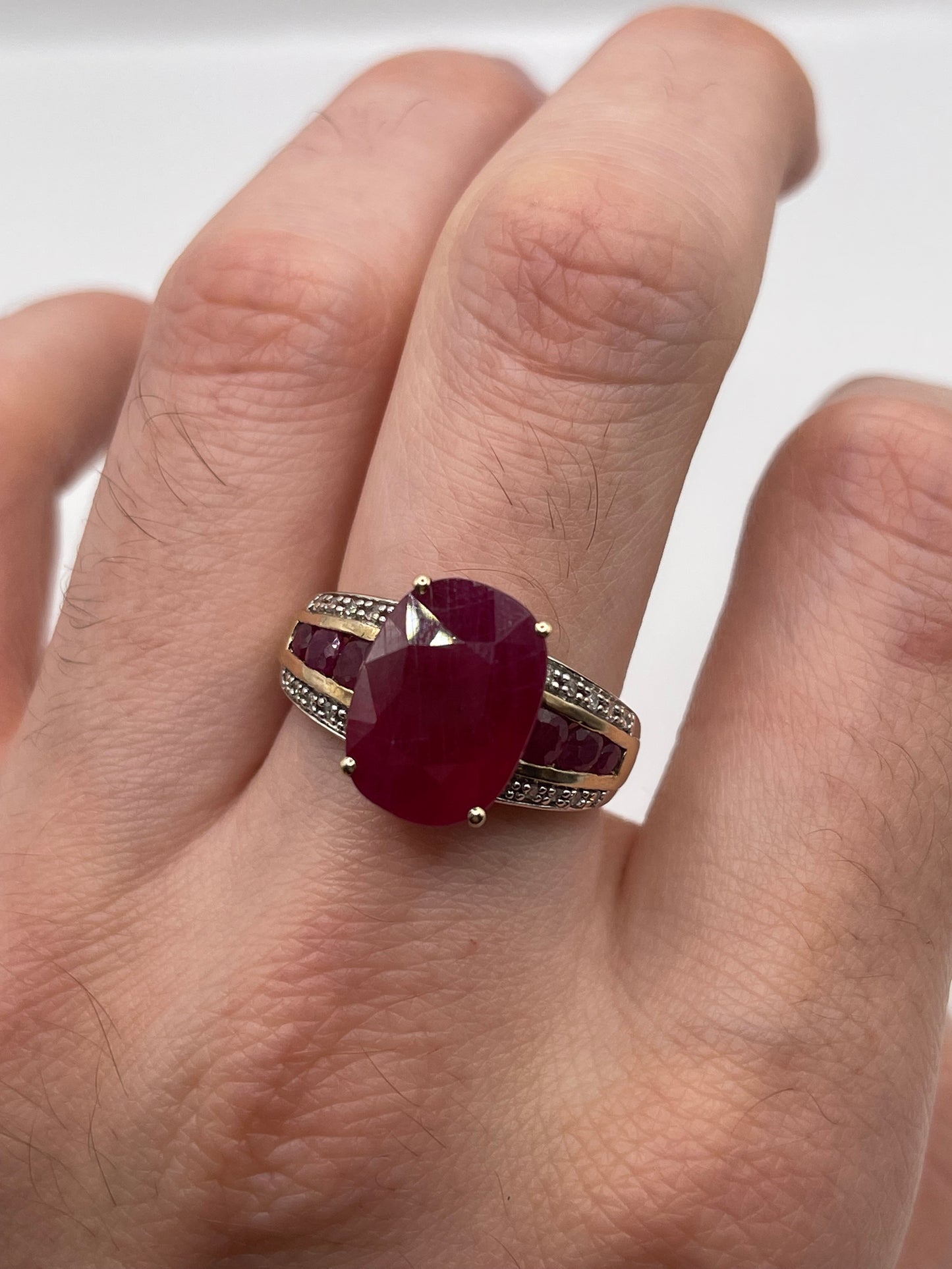 9ct gold ruby and diamond ring