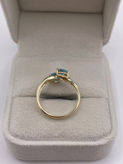 9ct gold topaz and diamond ring