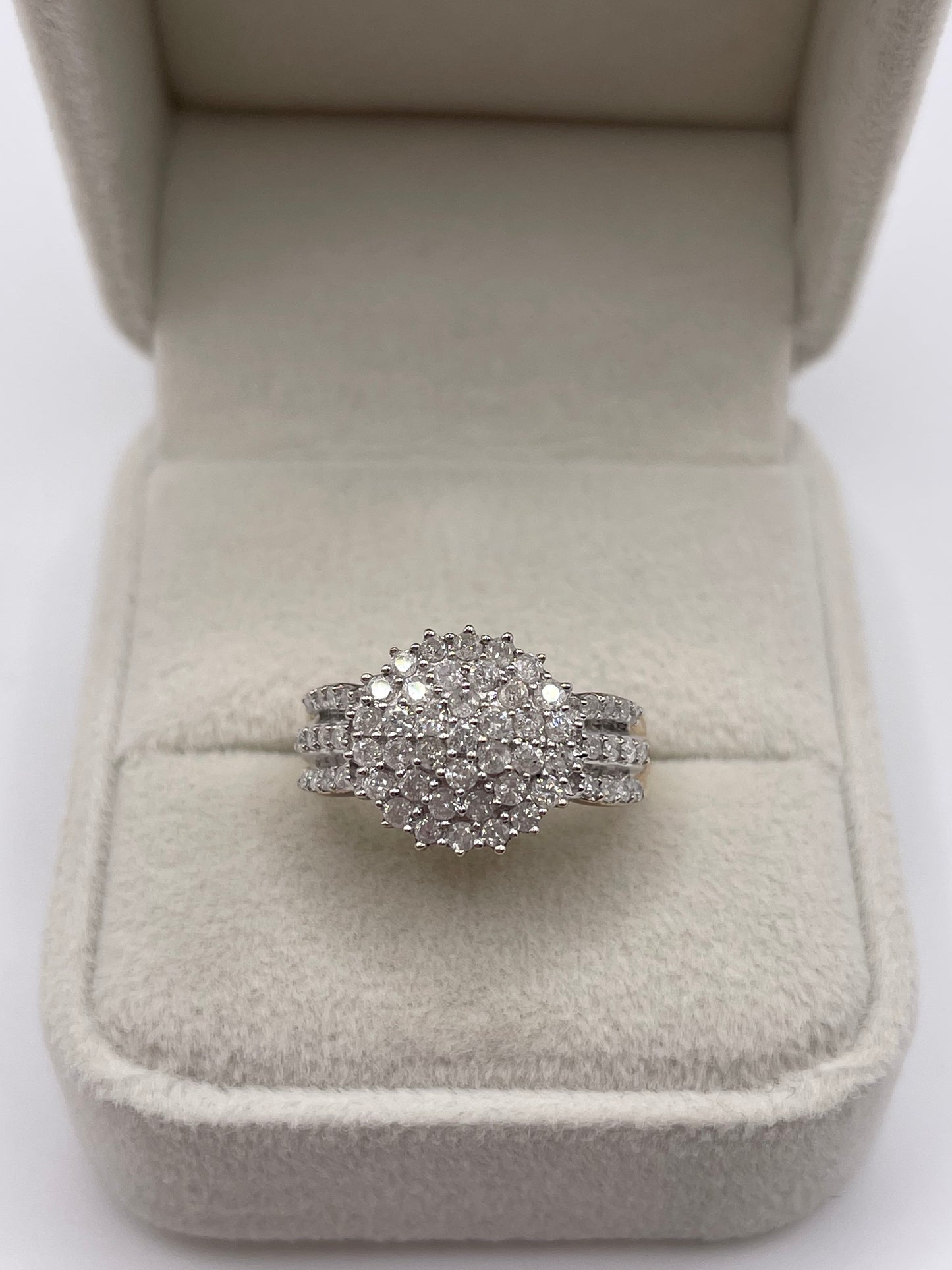 9ct gold diamond cluster ring