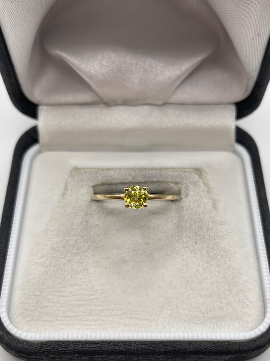 9ct gold sphene ring