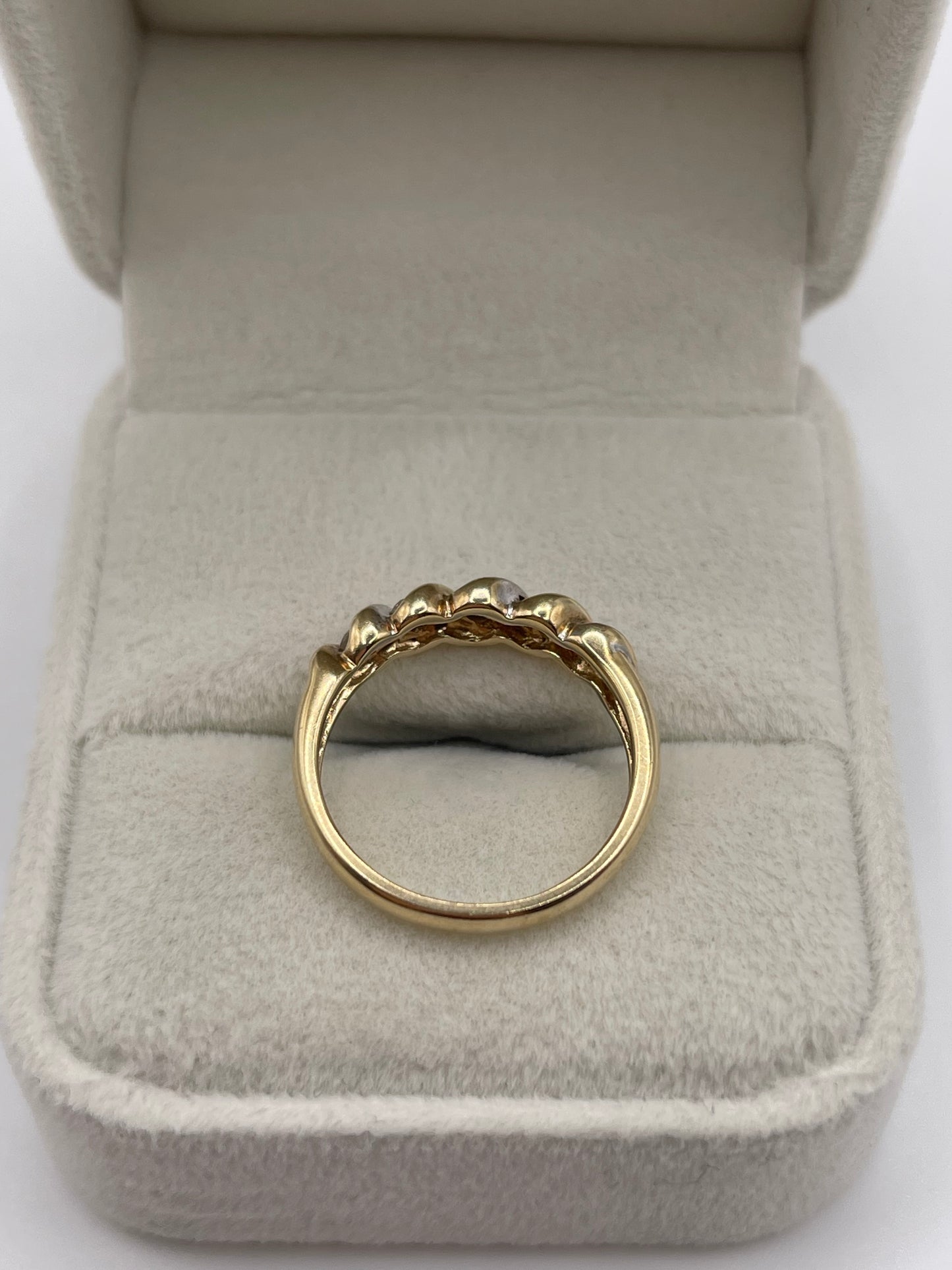 9ct gold diamond ring
