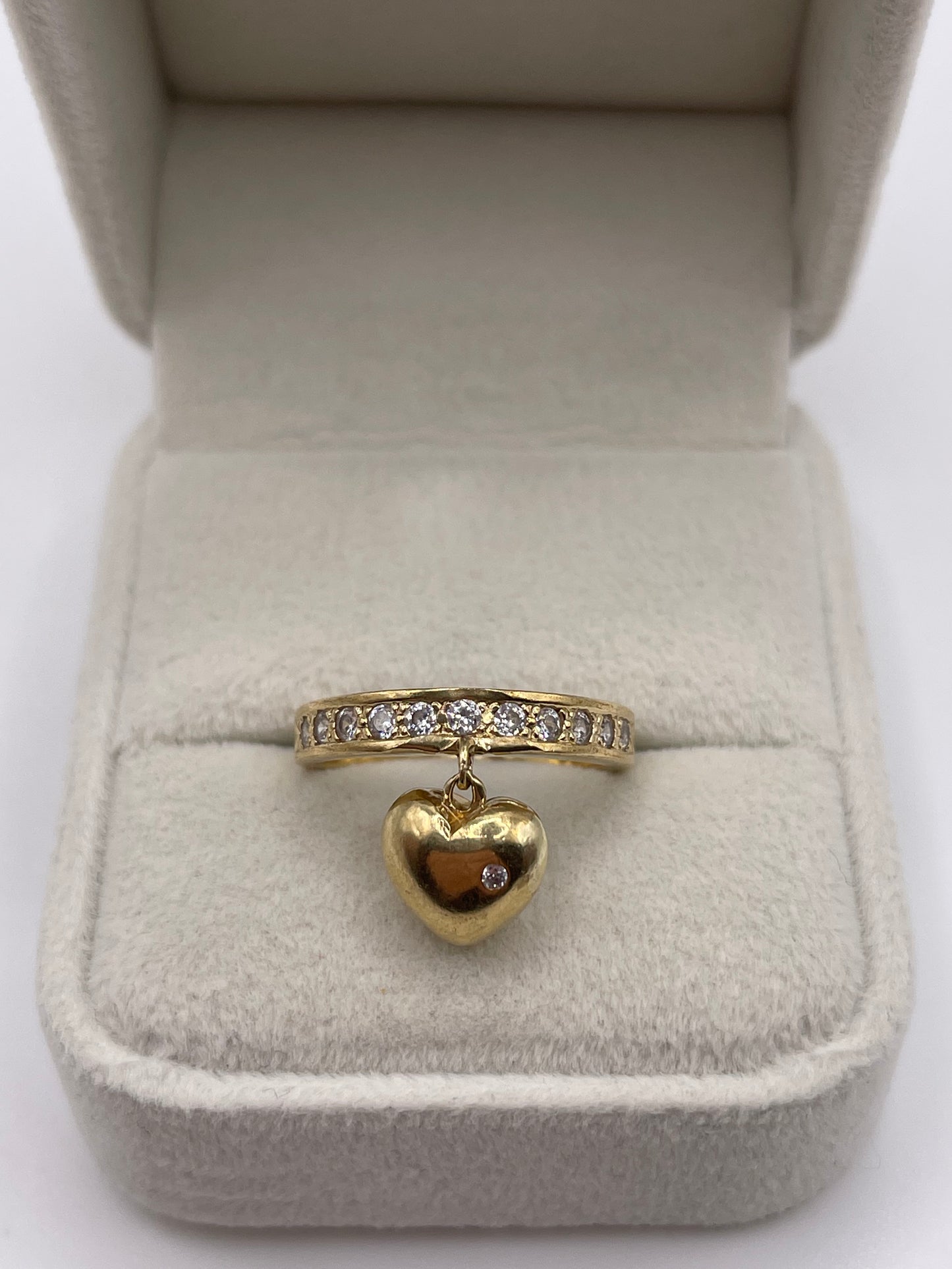 9ct gold cz heart charm ring
