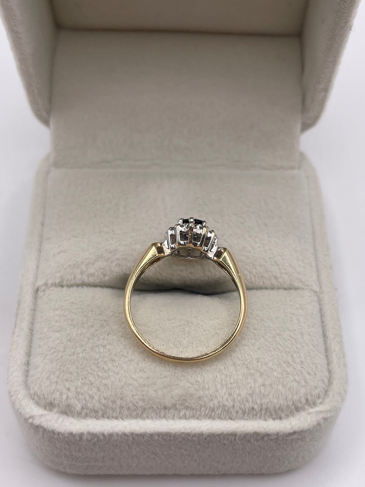 9ct gold sapphire and diamond ring