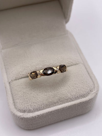 9ct gold Smokey quartz and diamond ring