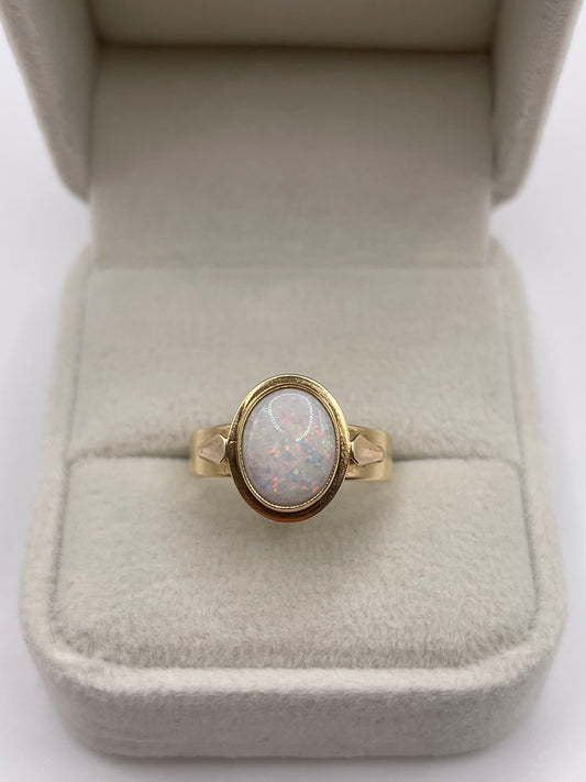 9ct gold opal ring
