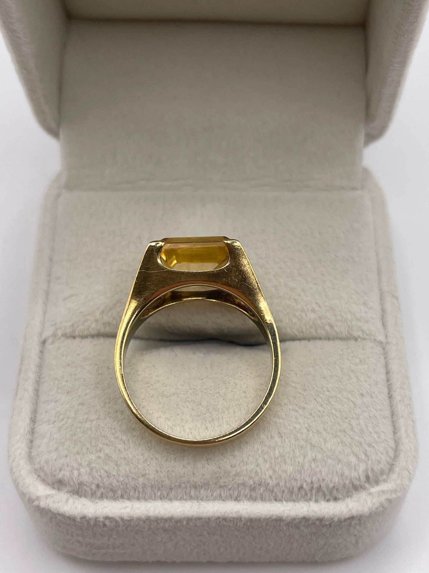 9ct gold citrine ring