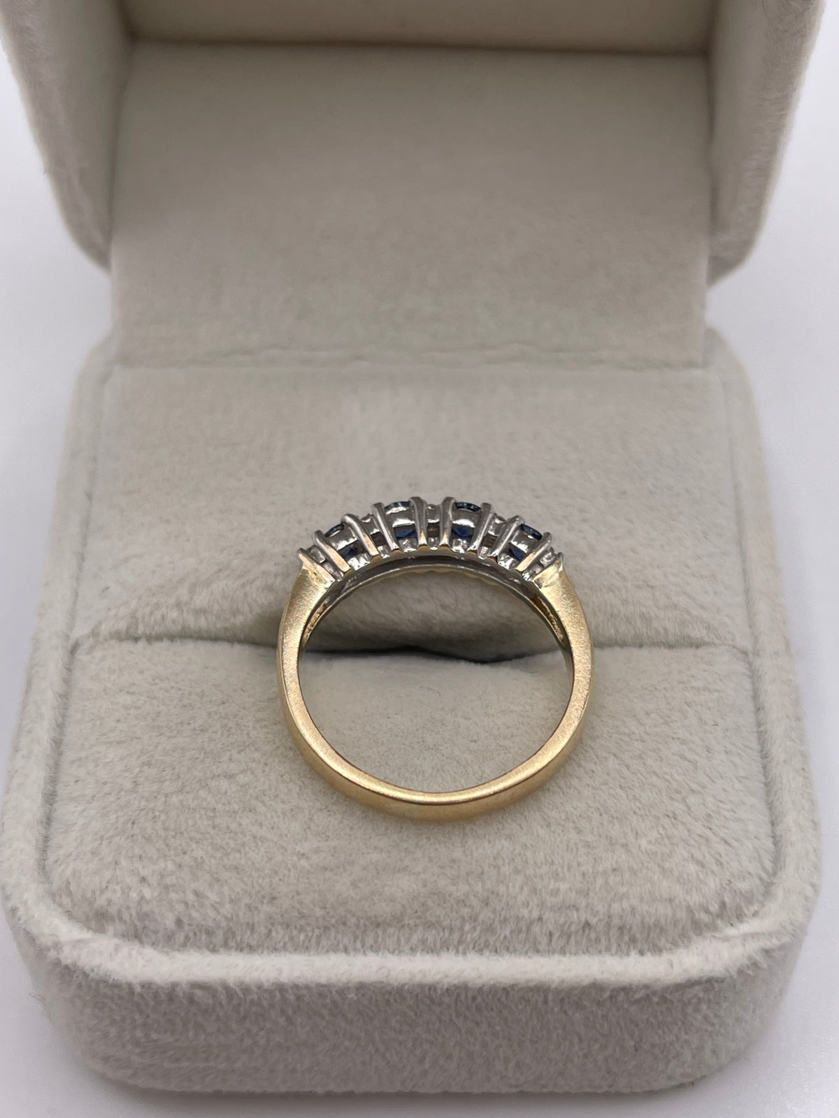 9ct gold sapphire and diamond ring