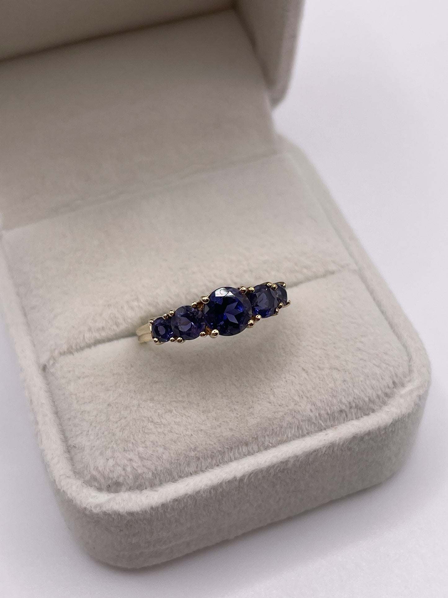 9ct gold iolite ring