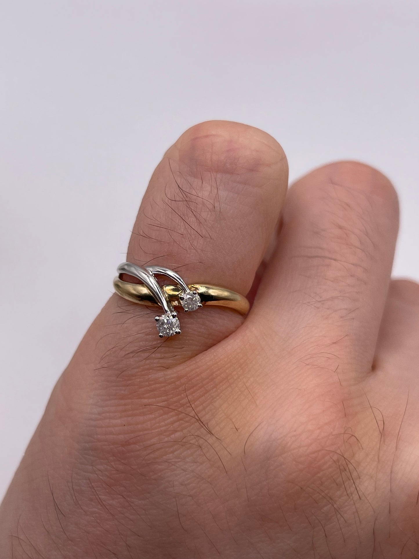 9ct two tone gold diamond ring