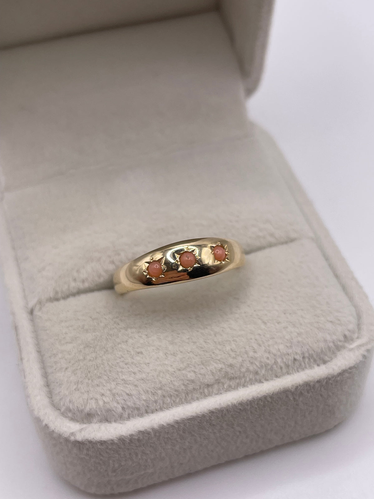 9ct gold coral gypsy ring