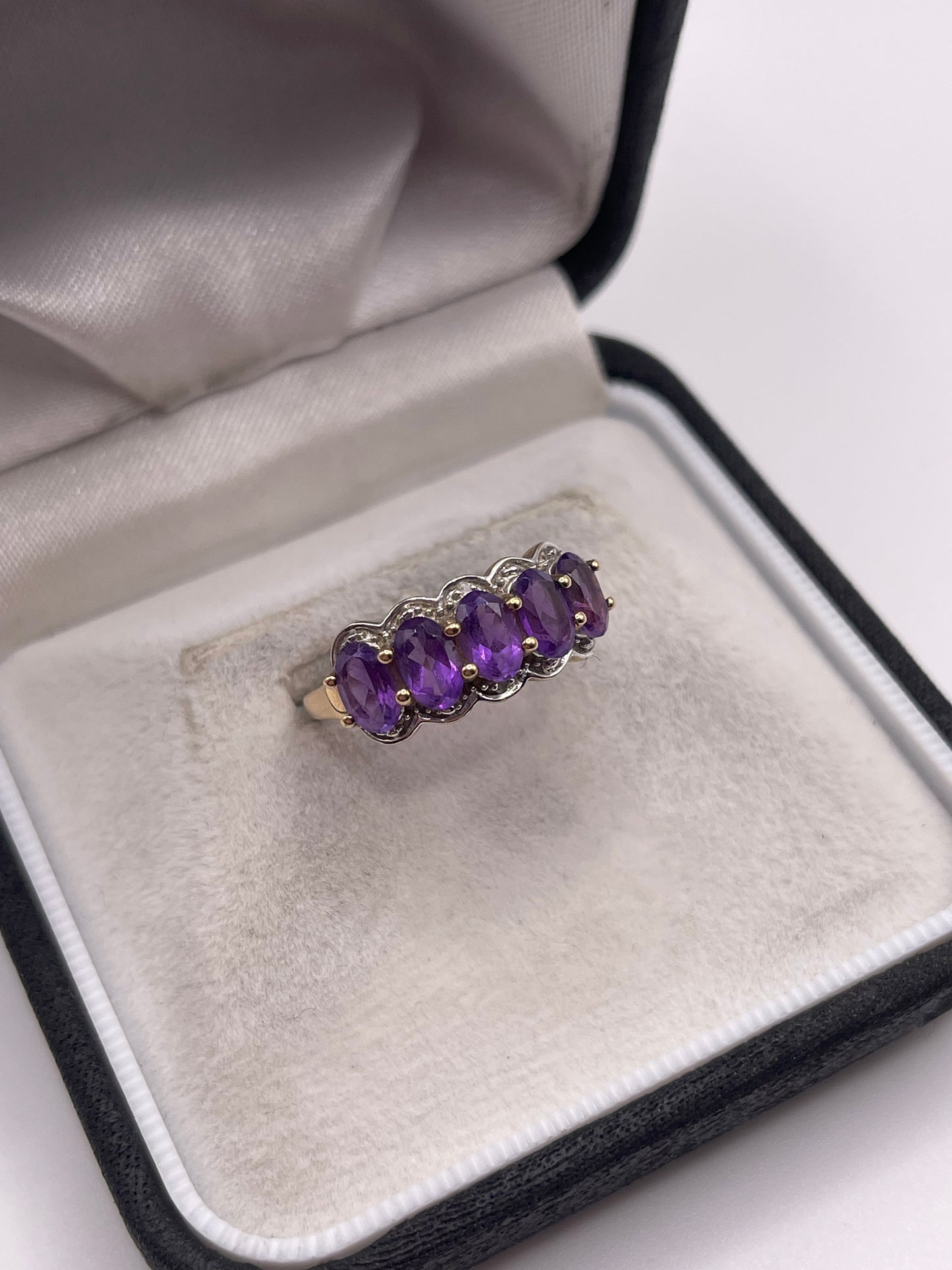 9ct gold amethyst and diamond ring