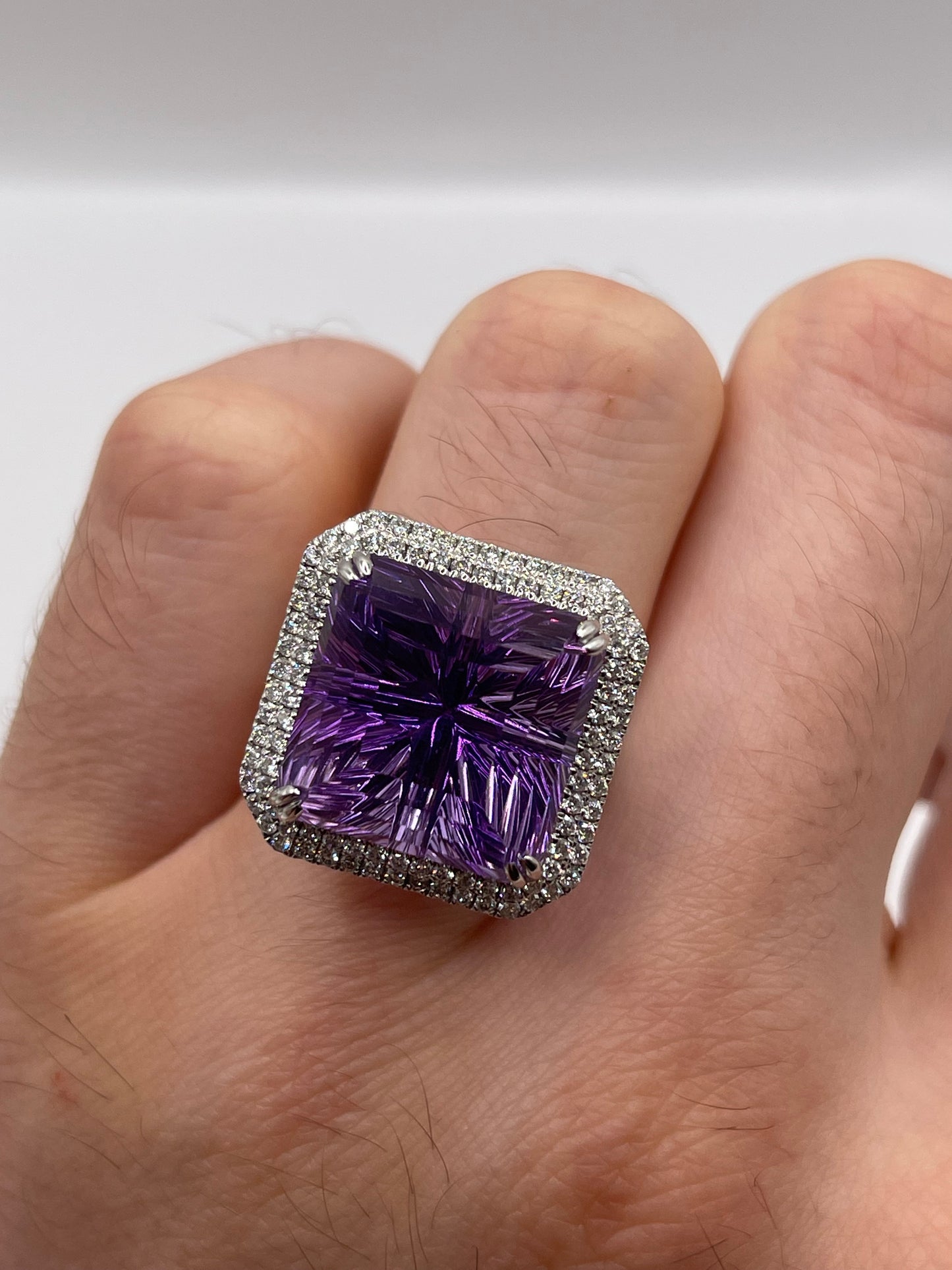 18ct white gold amethyst and diamond ring