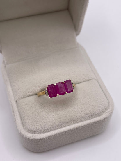 9ct gold ruby and diamond ring