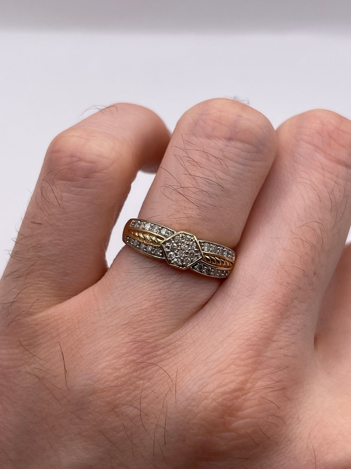 9ct gold diamond cluster ring