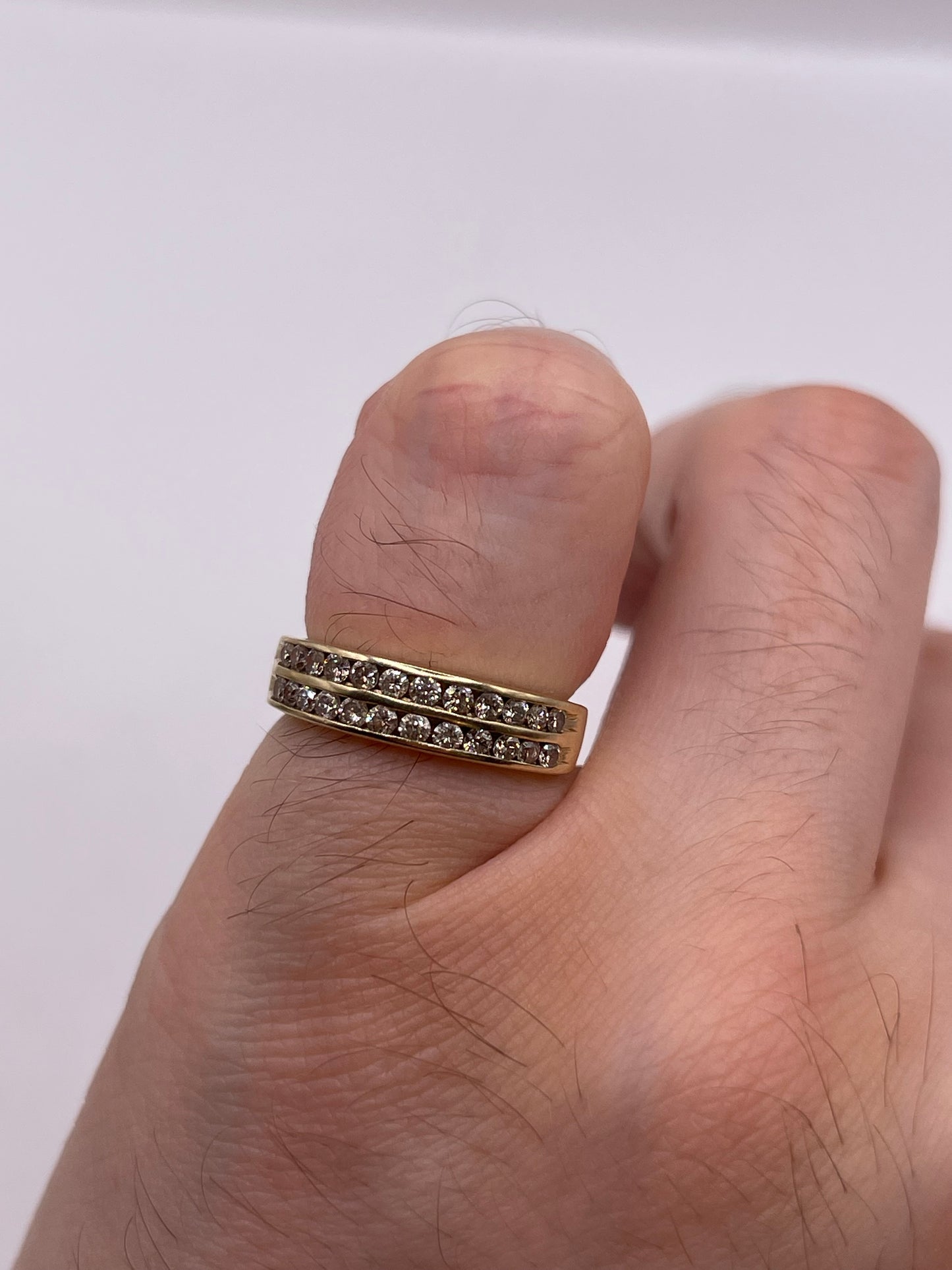 9ct gold diamond ring