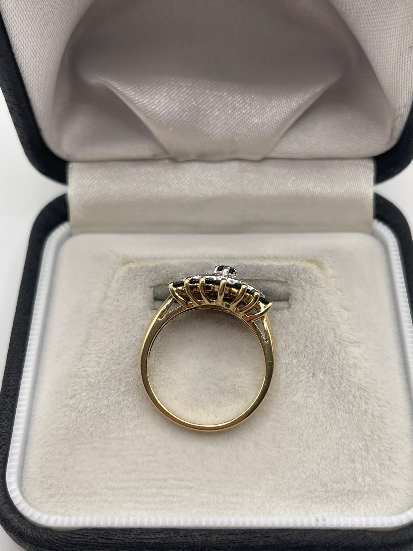 9ct gold sapphire and diamond ring