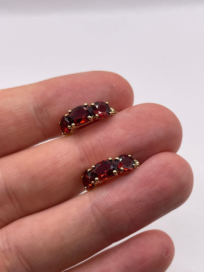9ct gold garnet earrings