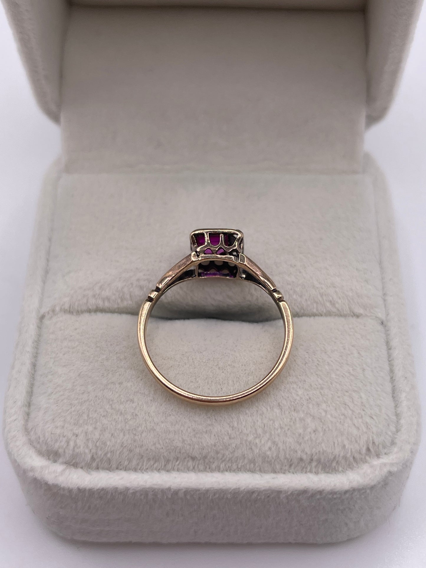 9ct gold paste ring