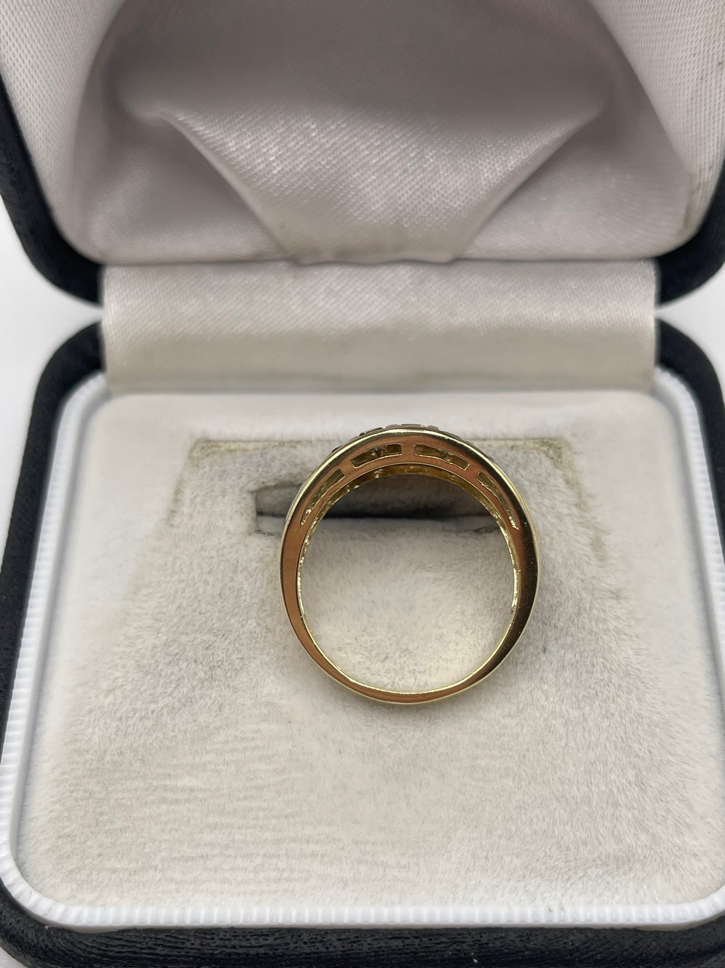 9ct gold 93 point diamond cluster ring