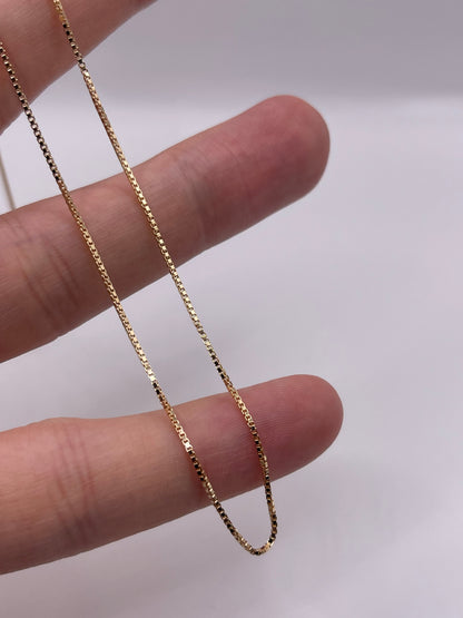 9ct gold chain H