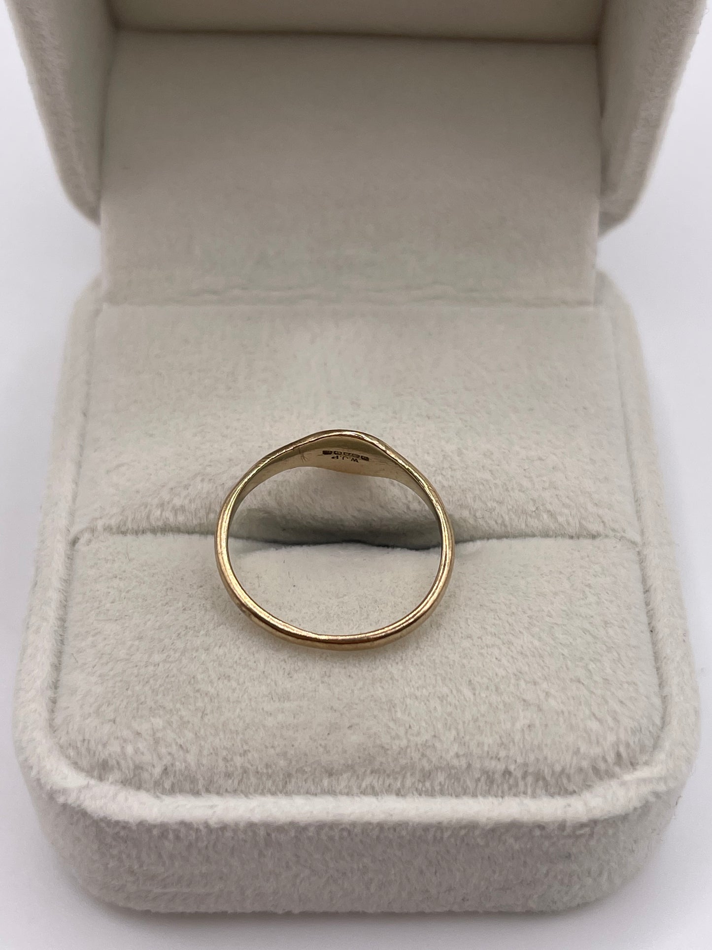 9ct gold signet ring