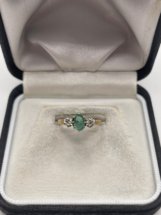 9ct gold emerald and diamond ring