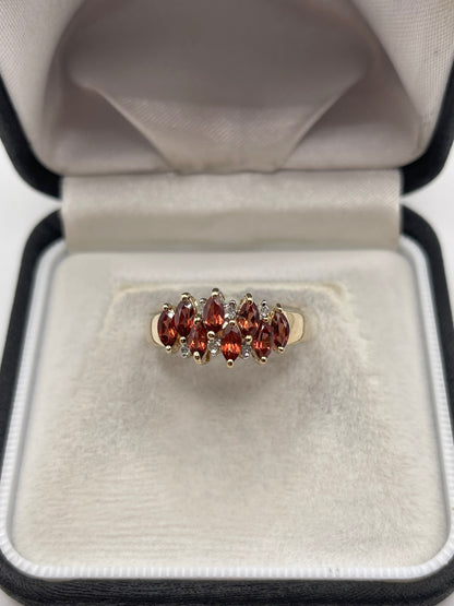 9ct gold garnet and diamond ring