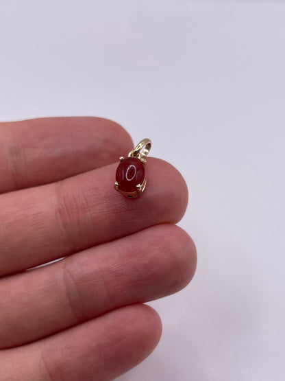 9ct gold carnelian pendant
