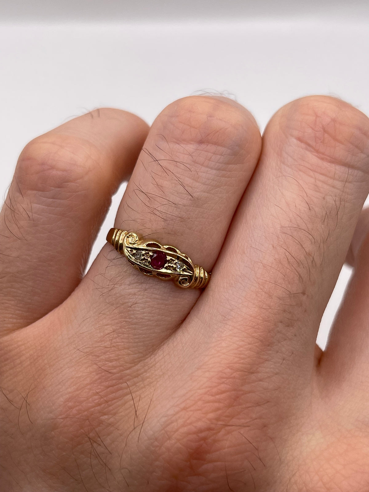9ct gold ruby and diamond ring