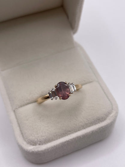 9ct gold quartz and zircon ring