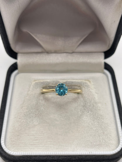 9ct gold blue topaz ring