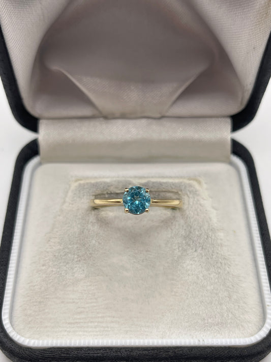 9ct gold blue topaz ring