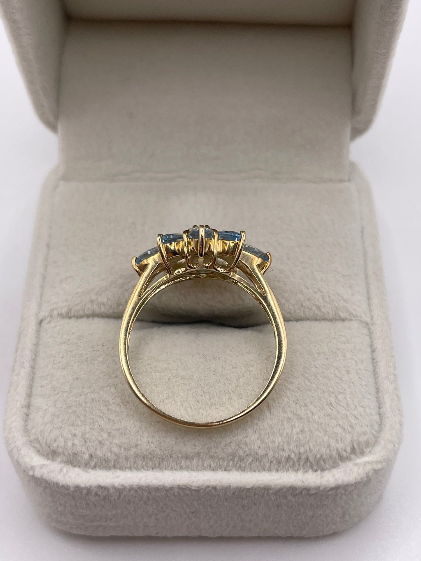 9ct gold topaz cluster ring