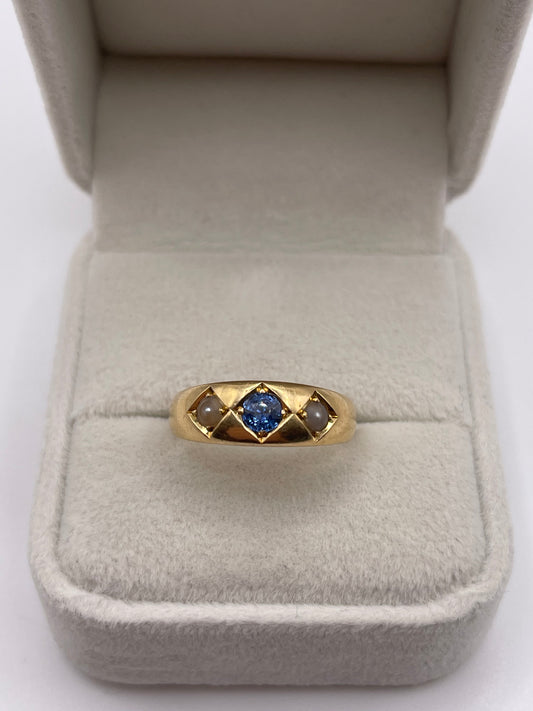 Antique 18ct gold sapphire and pearl gypsy ring