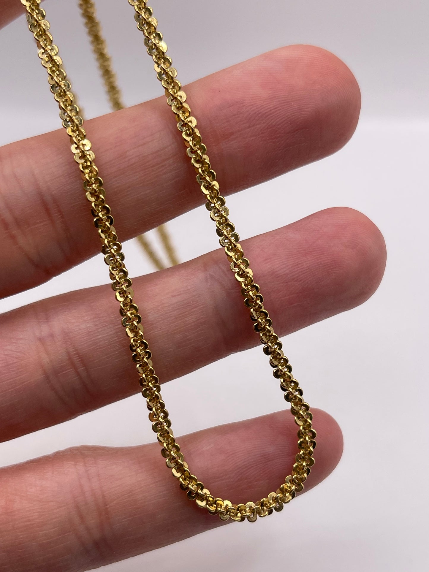 9ct gold chain 187