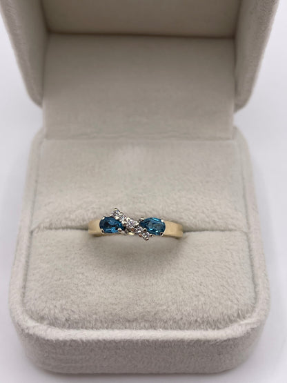 9ct gold topaz and diamond ring