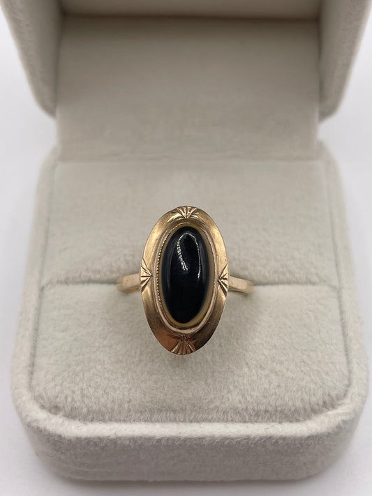 9ct gold onyx ring