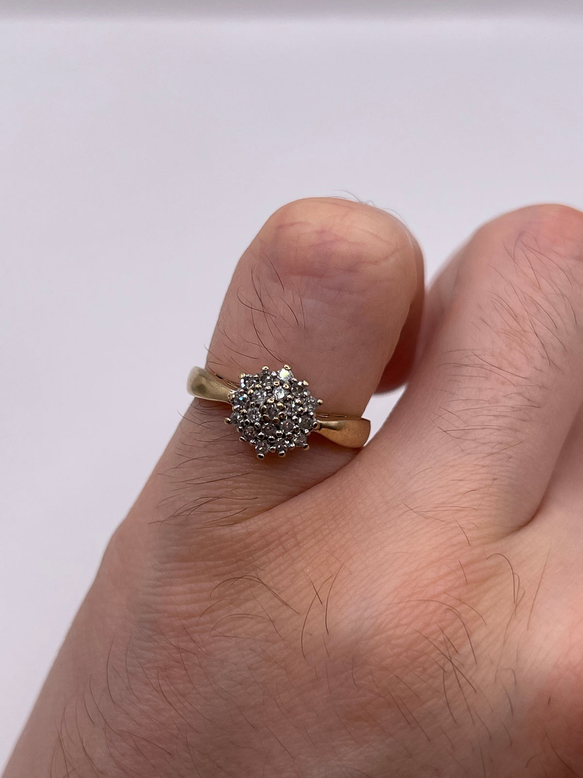 9ct gold diamond cluster ring