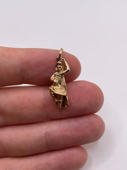 9ct gold dancer charm