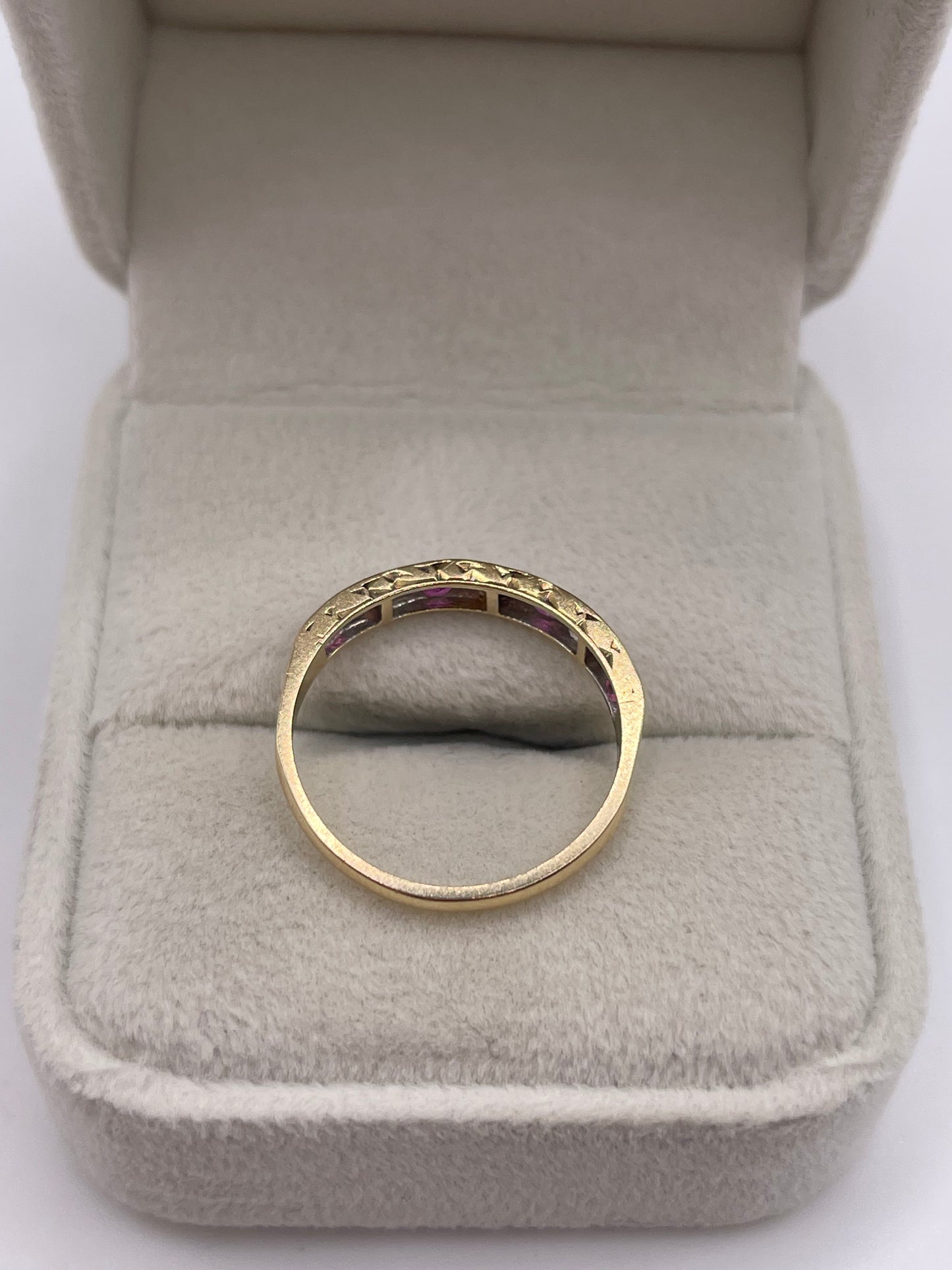 9ct gold ruby and diamond ring