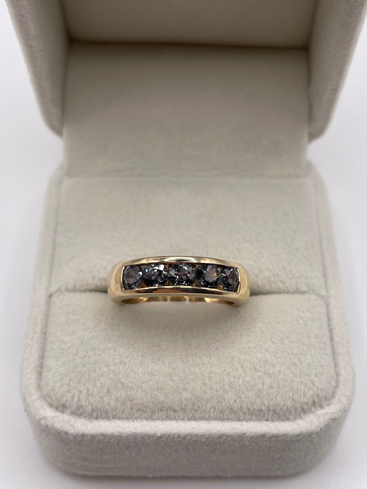 9ct gold colour change garnet ring