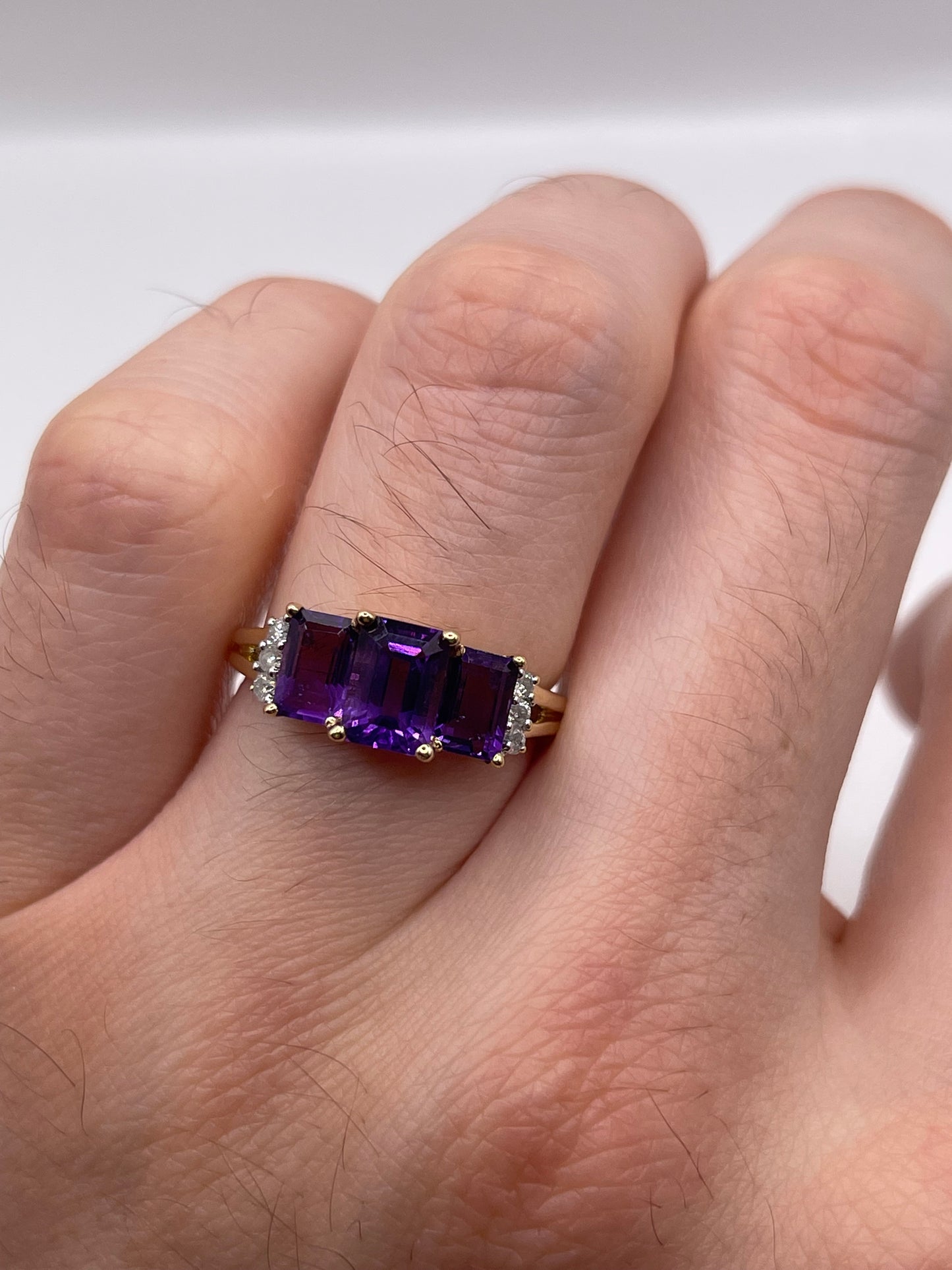 9ct gold amethyst and diamond ring