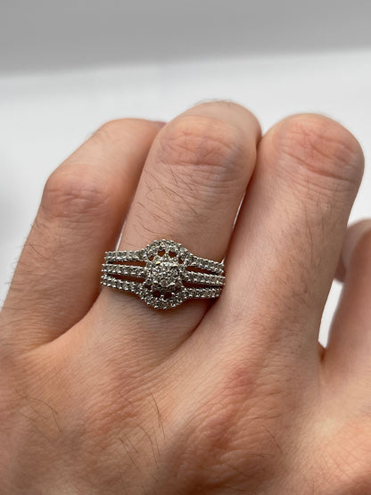 9ct gold diamond cluster ring