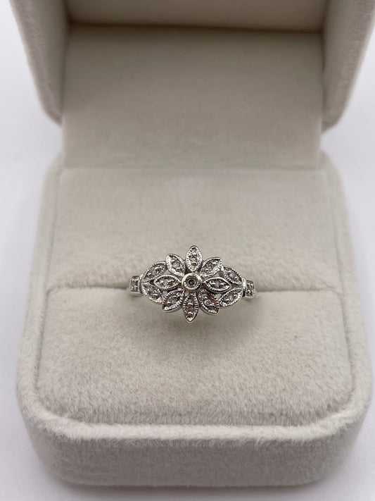 9ct white gold diamond cluster ring